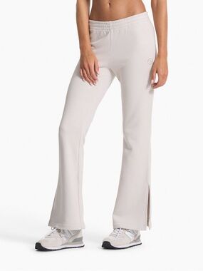 Vuori SEDONA WIDELEG SWEATPANT Gray Beige Small Pants Lounge Wear